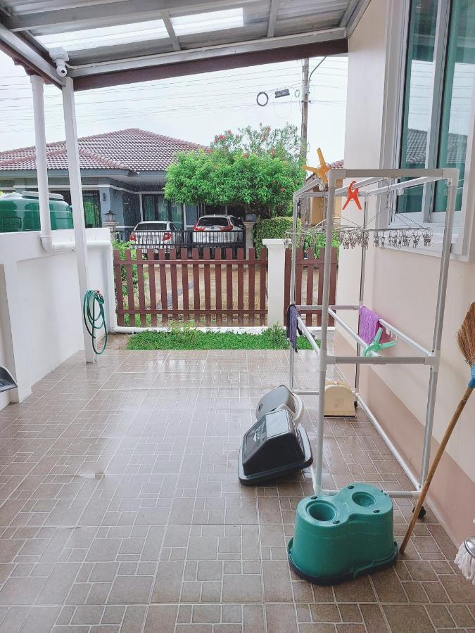 Happy Space วิลล่าทั้งหลัง 2นอน 2น้ำ ฟรี Wifi จอดรถ Nakhon Phanom Exterior foto