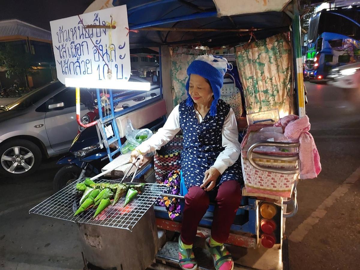Happy Space วิลล่าทั้งหลัง 2นอน 2น้ำ ฟรี Wifi จอดรถ Nakhon Phanom Exterior foto